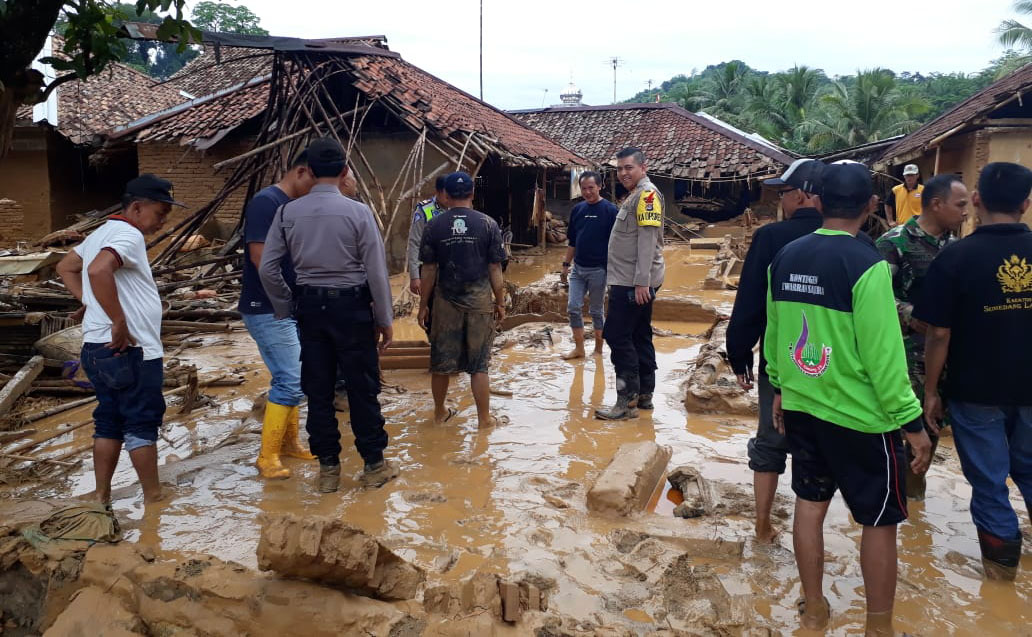 banjir sajira1