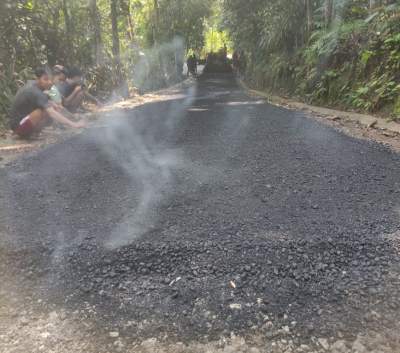 Desa Pasirtanjung Realisasikan DD Tahap II Untuk Pembangunan Hotmix Jalan Lingkungan