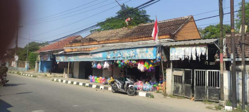 PKL Nakal Gunakan Bahu Jalan Trotoar, Aktivis Gerbang Indonesia Menilai POL PP Lebak Mandul