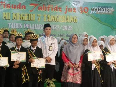 Wisuda Tahfidz Qur&#039;an Min 7 Balaraja Berjalan Sukses dan Lancar