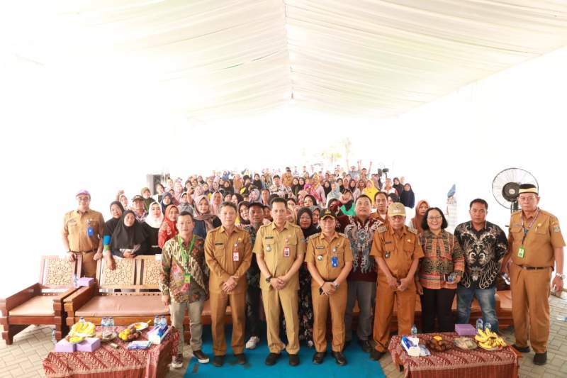 Pj Bupati Tangerang Buka Program Penataan Kampung Tanjung Kait