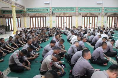 Polda Banten Gelar Dzikir, Khotmil Qur&#039;an dan Doa Bersama Santri Ponpes Riyadhul Muhtadin Taktakan