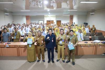 Pj Bupati Tangerang Lepas 100 Petugas Pemeriksa Hewan Kurban