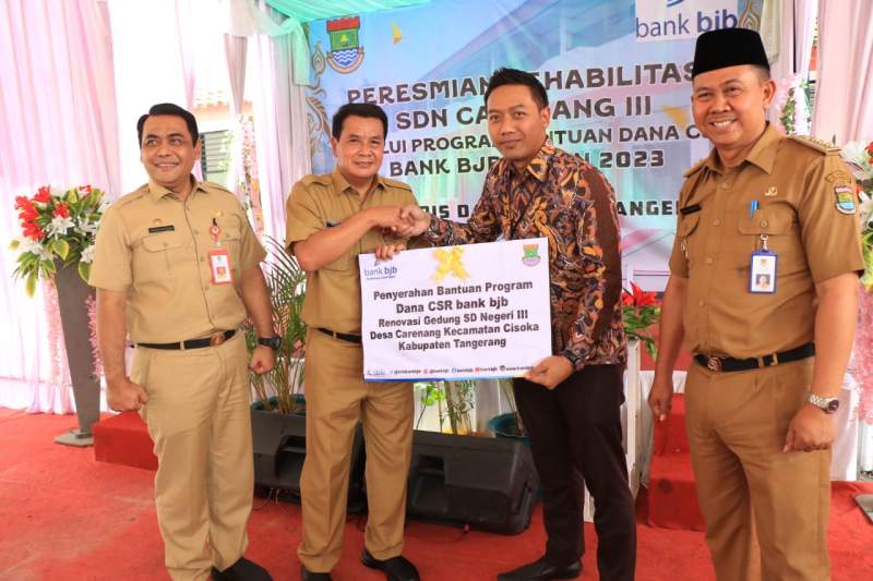 Sekda Kabupaten Tangerang Meresmikan SDN Carenang 3 Cisoka