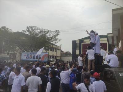 Diduga Oknum ASN Lakukan Pungli, Ratusan Anggota BBP Geruduk Kantor Kemenag Lebak