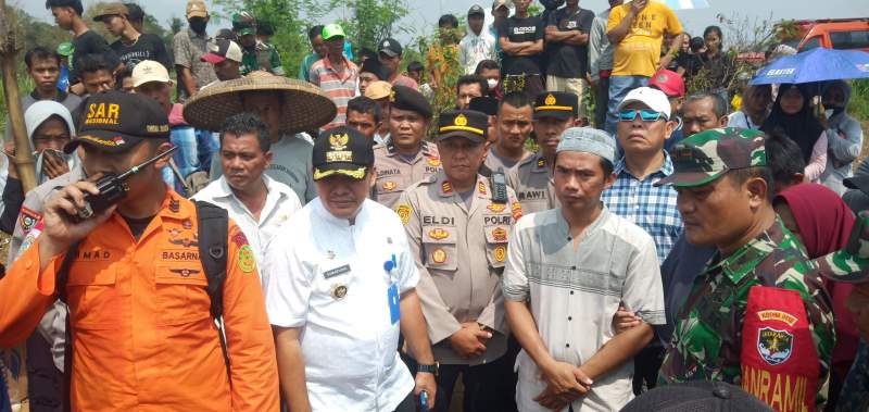 Setelah Pencarian Hari Ke 2 Bocah Yang Tenggelam di Danau Bekas Galian Pasir Ditemukan