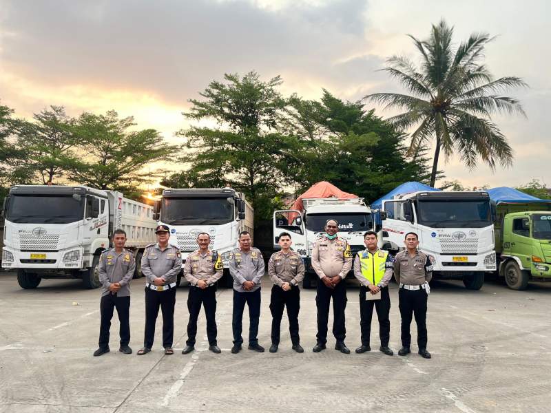 Dishub Gelar Operasi Penertiban Angkutan Barang Tambang di Perbatasan Tangerang-Serang