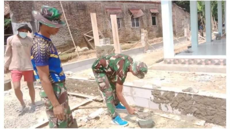 Bukan Hanya Jalan, Program TMMD juga Bangun Rumah Warga di Lebak