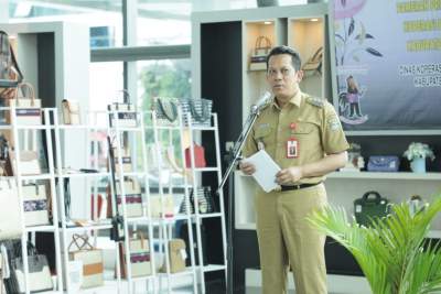 Pj. Bupati Tangerang Buka Pameran Produk UMKM Terminal 3