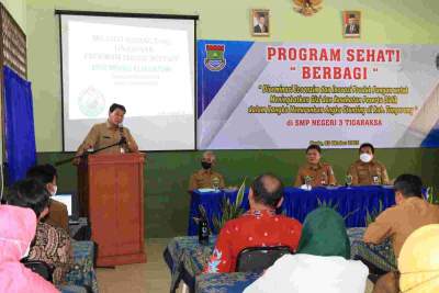 Buka Program Sehati, Sekda Minta Sekolah Manfaatkan Lingkungan Sekolahan Untuk Ditamani Tanaman Bergizi Tinggi