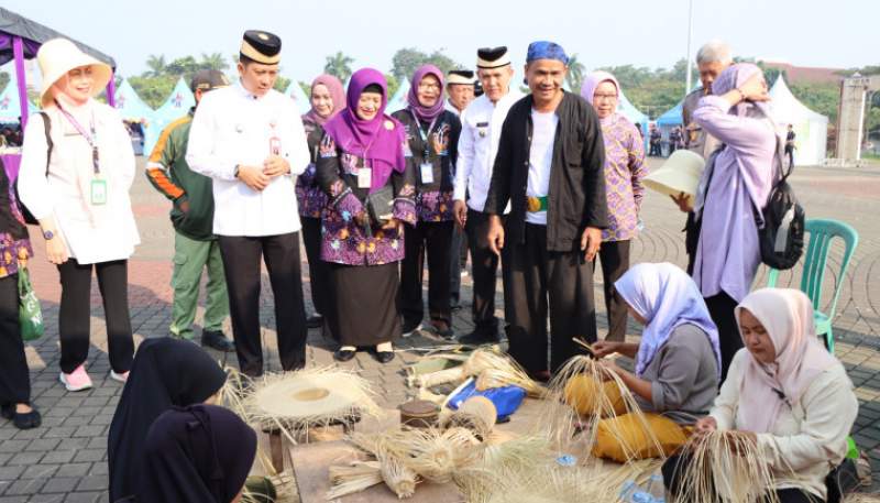 Meriahkan HUT Koperasi 2024, Diskum Gelar Pameran Produk UMKM