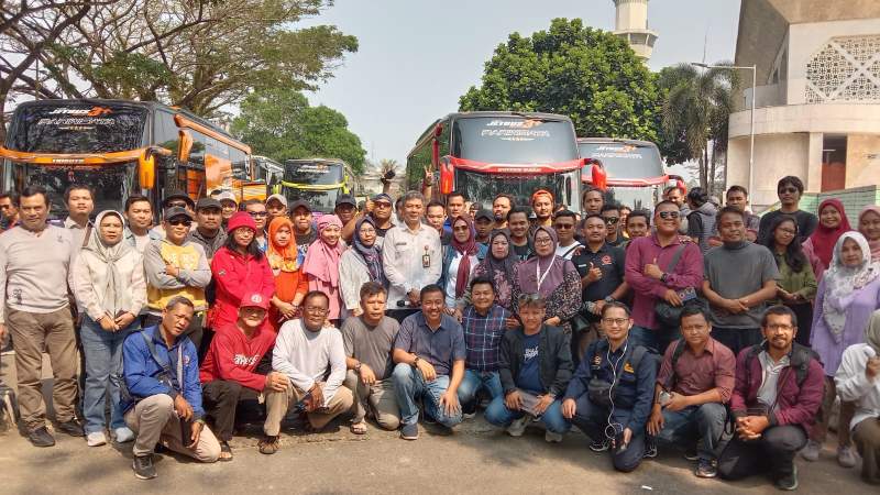 Diskominfo Kabupaten Tangerang Lepas Ratusan Wartawan Untuk Laksanakan Press Gathering