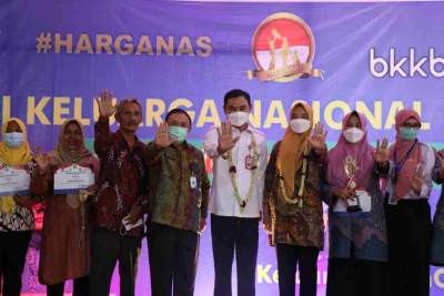 Buka Peringatan Harganas, Wabup Mad Romli: Pembangunan Keluarga Kecil, Bahagia dan Sejahtera Merupakan Komiten dan Tanggung jawab Bersama