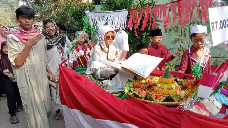 Antusias Warga Cikareo Dalam Pembukaan MTQ Tingkat Desa