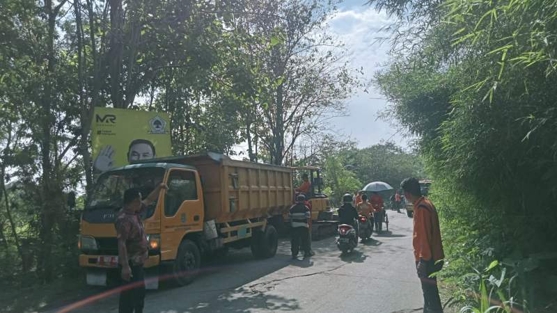 Tuntas dan Bersih, Sampah Liar yang Menggunung Telah Diangkut dan Dibersihkan oleh Kec. Solear dan UPT Kebersihan DLHK Kab. Tangerang