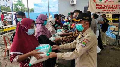 Minggu Ketiga, Paket Sembako Dari PIK 2 dan Buddha Tzu Chi Langsung di Dua Desa Teluknaga