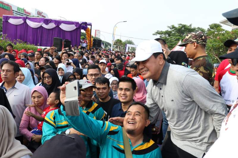 Sambut HUT Kabupaten Tangerang, Ribuan Masyarakat Ikuti Gerak Jalan Kebangsaan