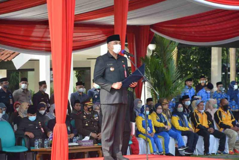 Pimpin Upacara Hari Perhubungan Bupati, Zaki Ingatkan Petugas Dishub Konsisten Terapkan Perbup 12 Tahun 2022