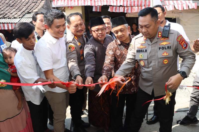 Jelang Hari Kemerdekaan RI Ke 78 Polresta Tangerang Resmikan Rumah Suardi