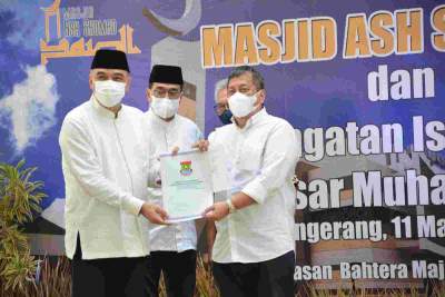 Bupati Zaki Resmikan Masjid Ash Shomad Citra Raya