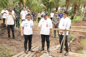 Pj Bupati Tangerang Apresiasi Kades Kohod Kembangkan Pertanian Terpadu Berkelanjutan