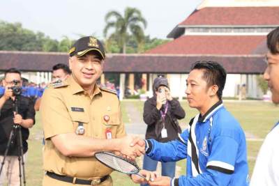 Bupati Zaki Minta ASN dan Para Kepala Sekolah SD SMP Lebih Disiplin, Tertib Administrasi