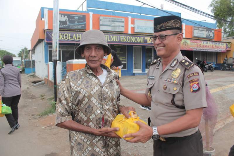 Program Jum&#039;at Barokah Polda Banten Terus Bergulir, Bantu masyarakat Kurang Mampu