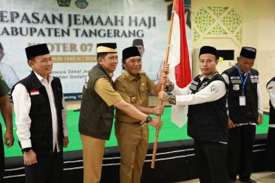 Pj Bupati Tangerang Lepas Jamaah Haji Kloter Pertama Asal Tangerang