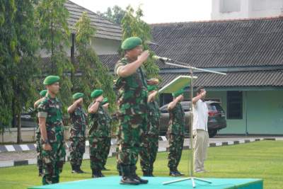 Jelang Bulan Suci Ramadhan Danrem 064/MY Beri Bingkisan ke Anggota