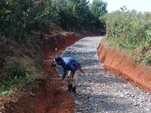 Masyarakat Desa Tapos Bangga Adanya Program Samisade