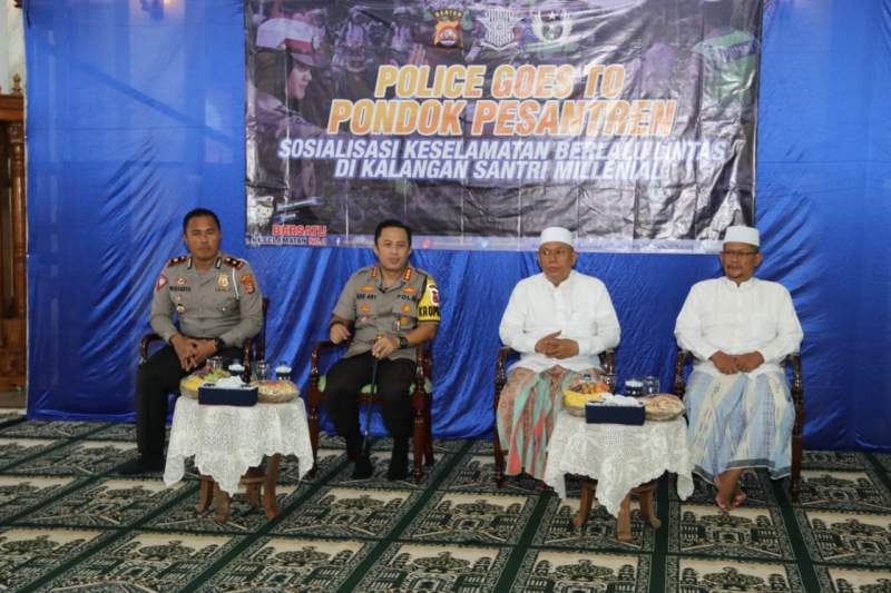 Kapolresta Tangerang Ajak Santri Jadi Pelopor Tertib Lalu Lintas