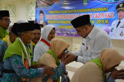 Bupati Tangerang Lepas Jamaah Calon Haji Kloter 41 Asal Kabupaten Tangerang