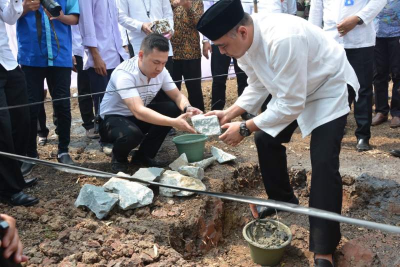 Bupati Zaki Lakukan Peletakan Batu Pertama Agro Wisata