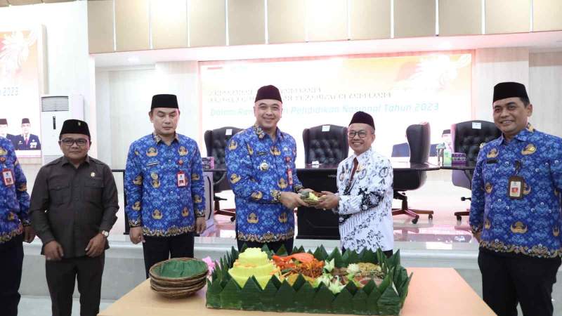 Moment HARDIKNAS, Bupati Zaki Kumpulkan Seluruh Kepala Sekolah