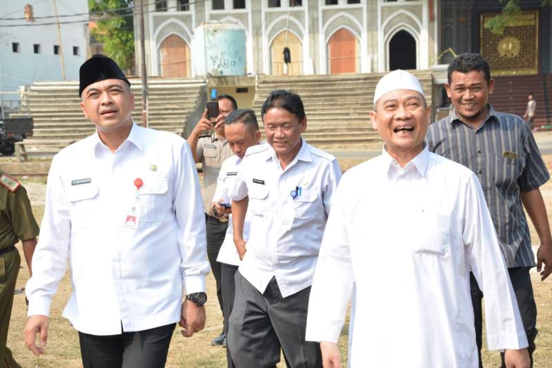 Pasca Kebakaran, Bupati Zaki Sambangi Ponpes Al-Istiqlaliyyah Cilongok