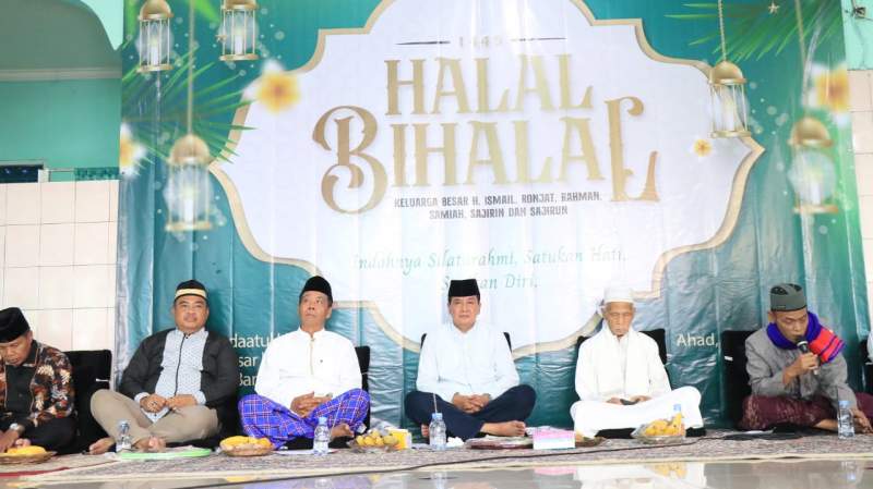 Sekda Hadiri Halal Bihalal di Ponpes Hudaatul Umam Pasar Kemis