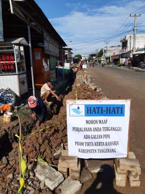 PDAM TKR Kabupaten Tangerang Bangun Jaringan Pipa Distribusi Air Bersih di Perum Sudirman Indah