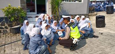 Satlantas Polresta Tangerang, Sosialisasi Operasi Patuh Kalimaya di SMAN 18 Kabupaten Tangerang