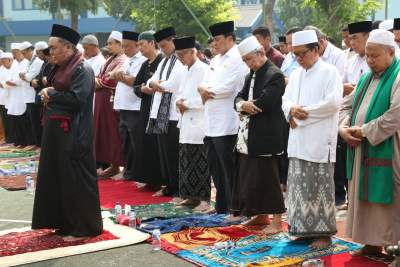 Memohon Turun Hujan, PDAM TKR Gelar Sholat Istisqa