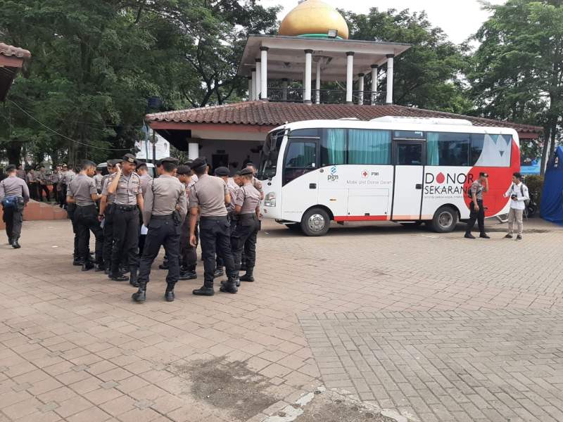 Peringati May Day, Biddokes Polda Banten Adakan Pengobatan Gratis