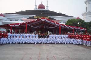 Danrem 064/MY Irup Penurunan Bendera Peringatan HUT RI Ke 78 Di Banten