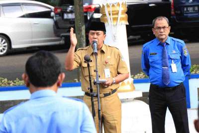 Jadi Pembina Apel, Sekda: Terus Tingkatkan Kinerja Pelayanan Air Bersih