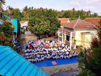 Shalat Ashar Berjamaah Menjadi Rutinitas Siswa di SMPN 4 Pakuhaji