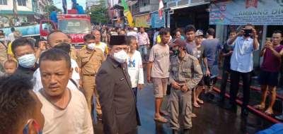 Plh Bupati OKU Terjun Langsung Ke Lokasi Kebakaran di Jalan Kapten Syahrial Baturaja