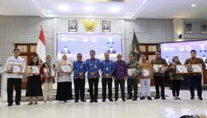 Pemkab Tangerang Beri Penghargaan CSR Award 2024 kepada 25 Perusahaan