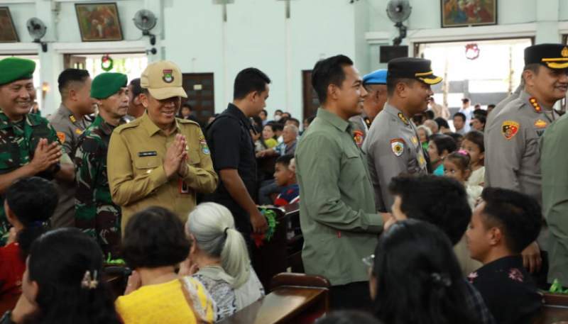 Pj Bupati dan Kapolda Pantau Pelaksanaan Natal di Gereja Santa Odelia